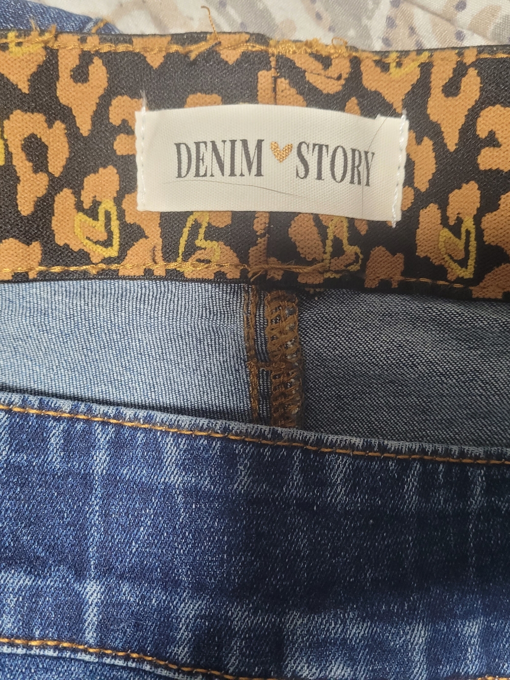 Women’s Blue Jeans